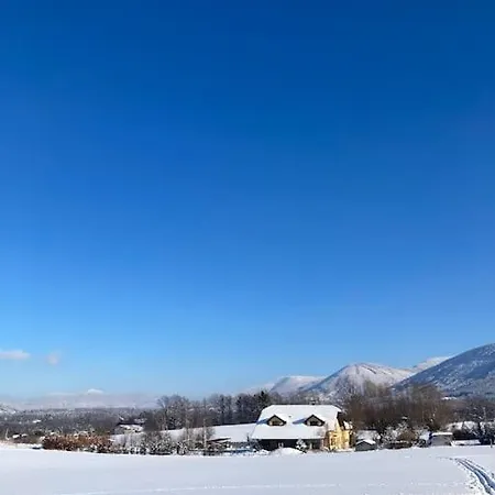 公寓 Na Helstyne